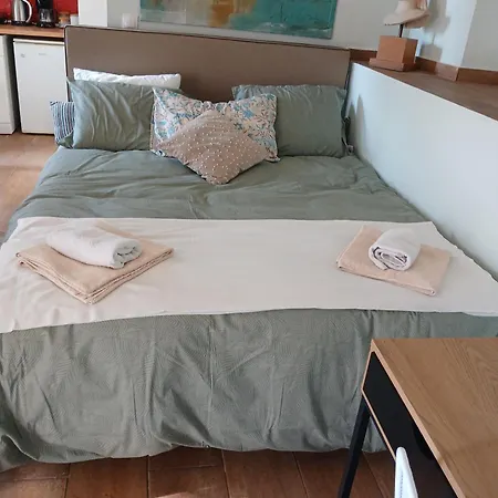 Petra Apartment *